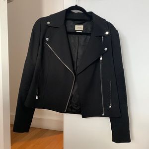 Aritzia Wilfred crepe moto jacket, size Medium